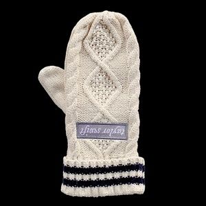 NWT Taylor Swift The "Cardigan" Oven Mitt